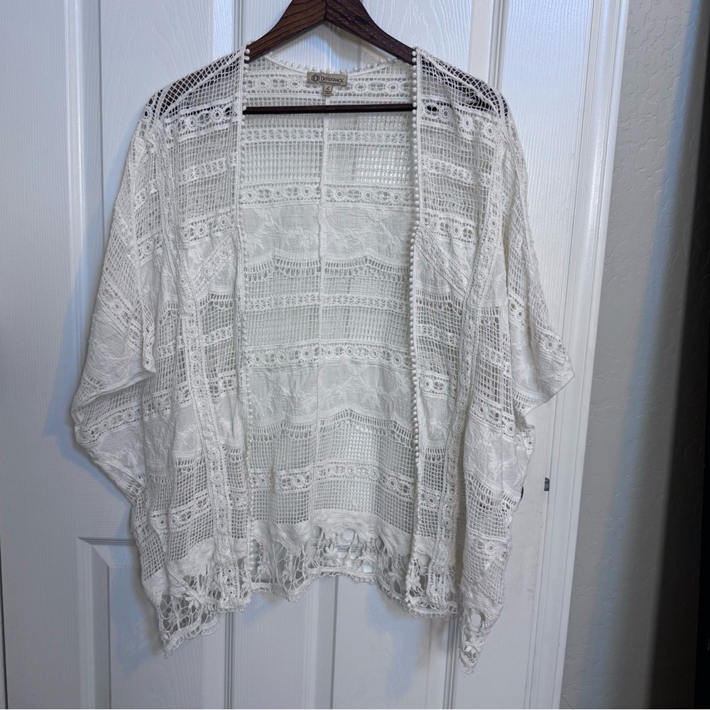 Democracy Ivory Crochet Lace Kimono Size Large - Picture 5 of 13